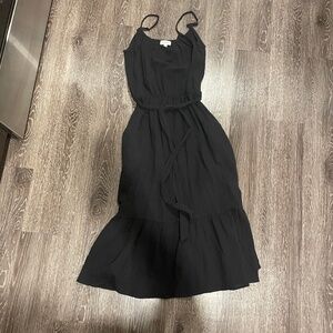 Evereve Black Cotton Tiered Midi Dress (M)